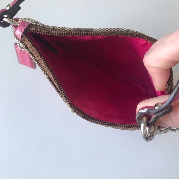 Coach Signature Jacquard Patent Leather Monogram Wristlet, Y2K / Vintage - Picture 9 of 16